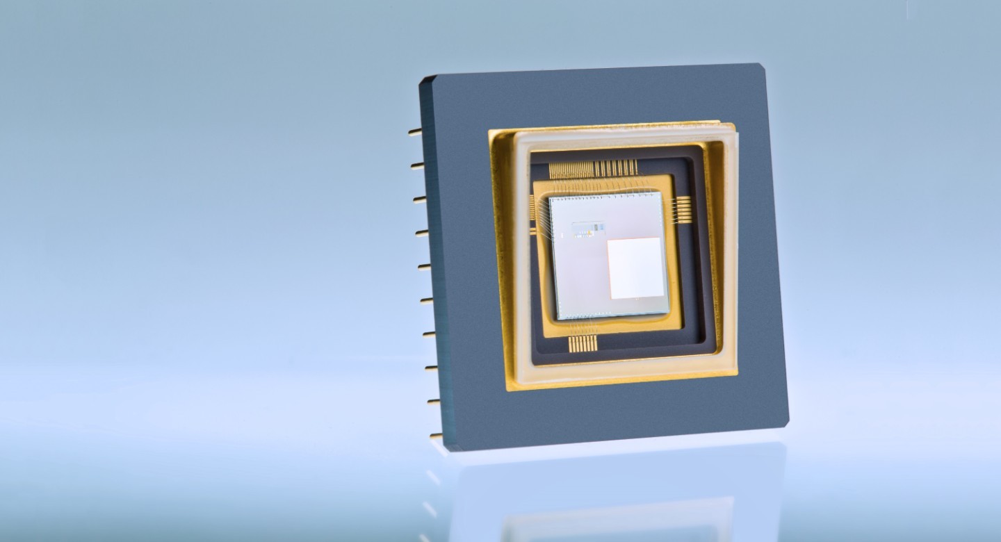 From Semiconductor Technology to Quantum Computing - OptoIndex